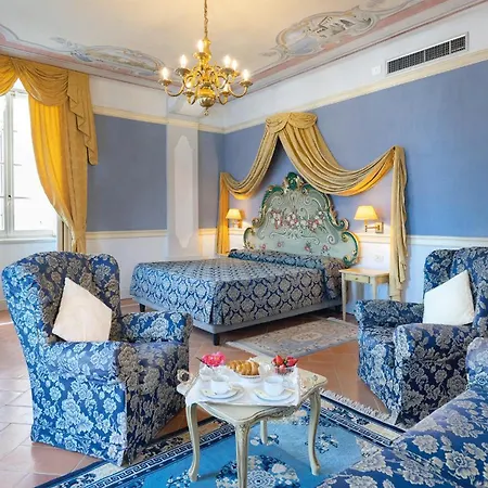 Cannero Hotel 4*