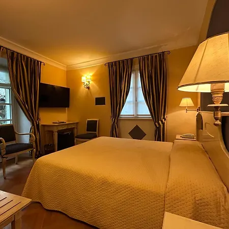 Cannero Hotel 4*